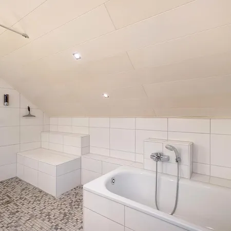 Savoir-vivre شقة انديغن